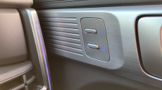 Hyundai SANTA FE 1.6 TGDi Plug-in Hybrid Ultimate 5dr 4WD Auto Estate